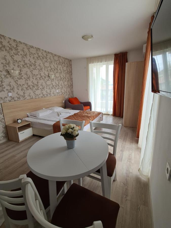Mida Apartment Obzor Esterno foto