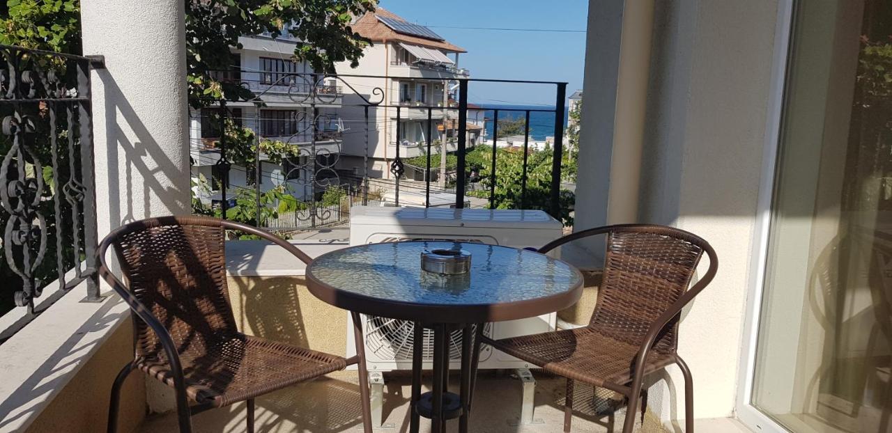 Mida Apartment Obzor Esterno foto