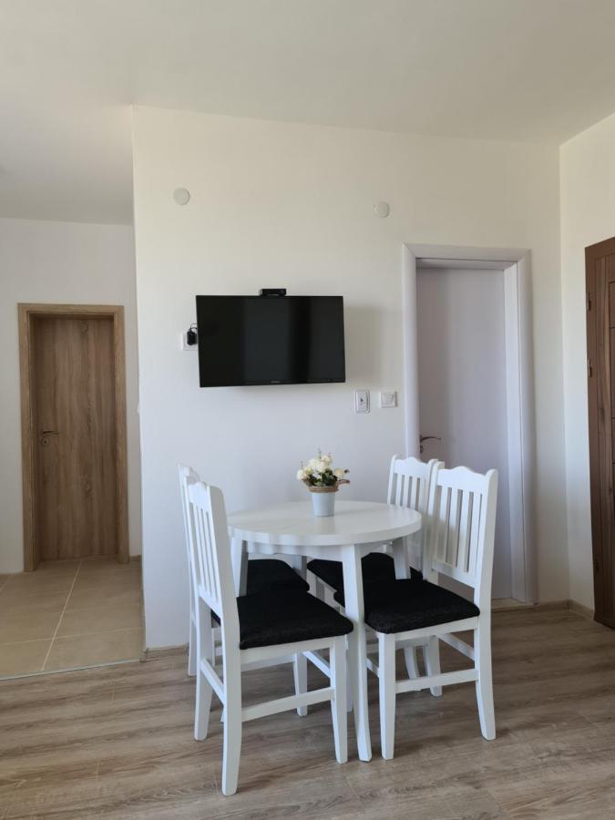 Mida Apartment Obzor Esterno foto