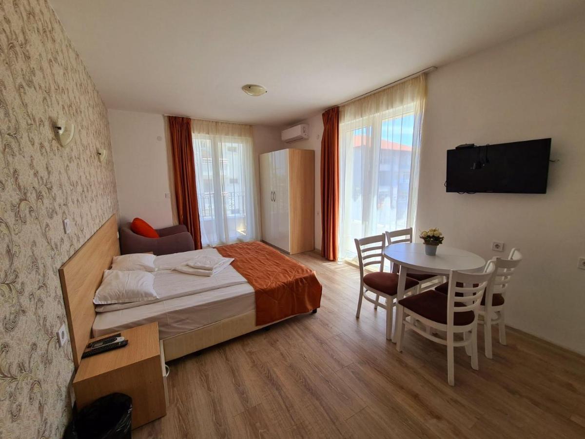 Mida Apartment Obzor Esterno foto