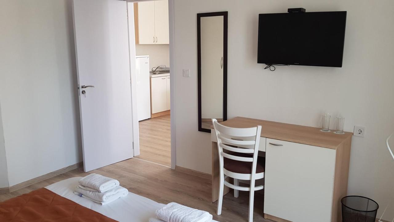 Mida Apartment Obzor Esterno foto